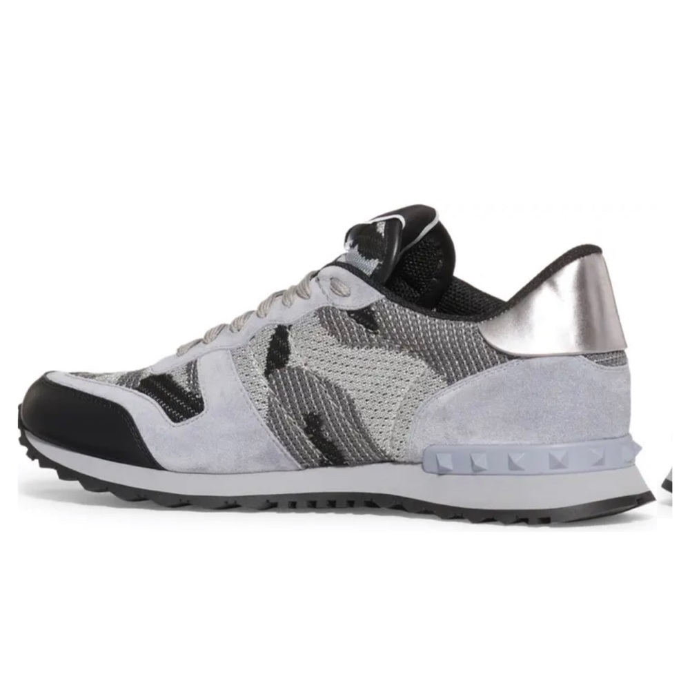 Blue/Silver Valentino Garavani men’s shoes. Comes all original packaging